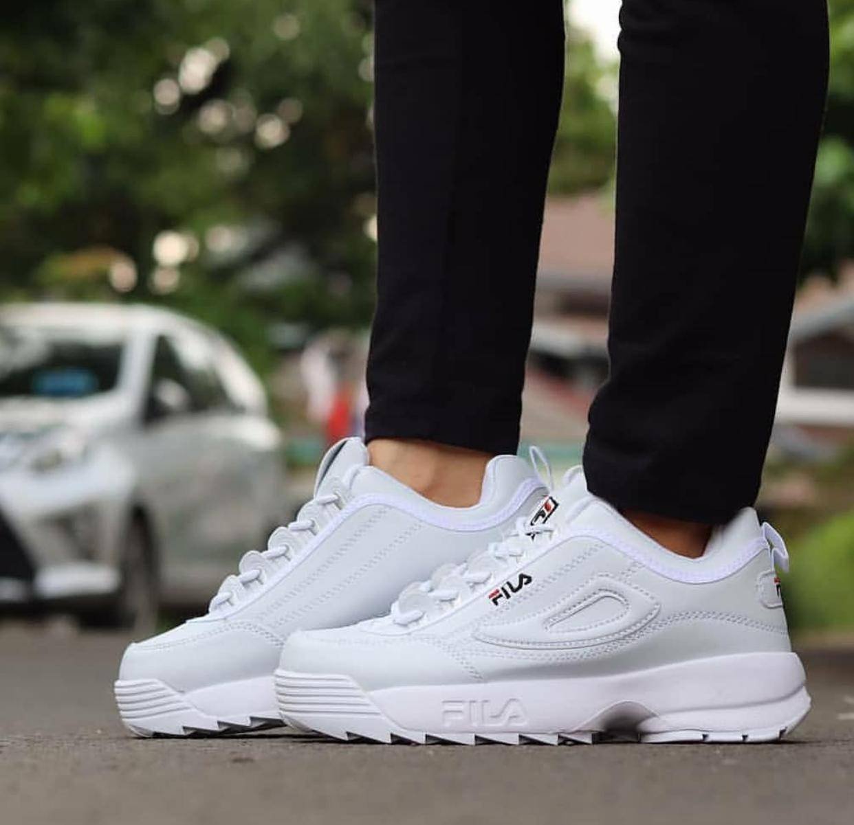 Disruptor White Unisex Sports Shoes