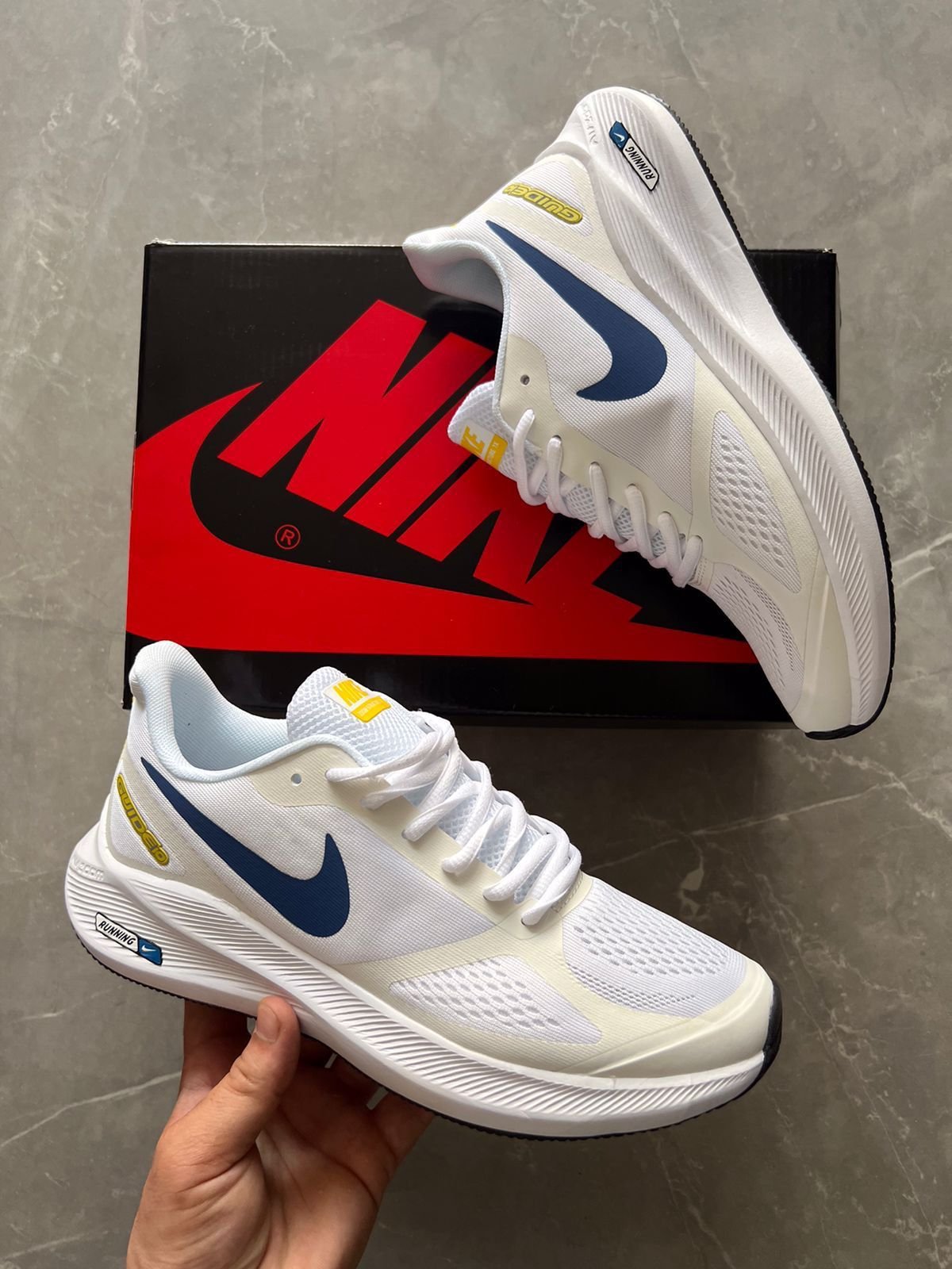 Men's Zoom 7x Glide White Sneakers