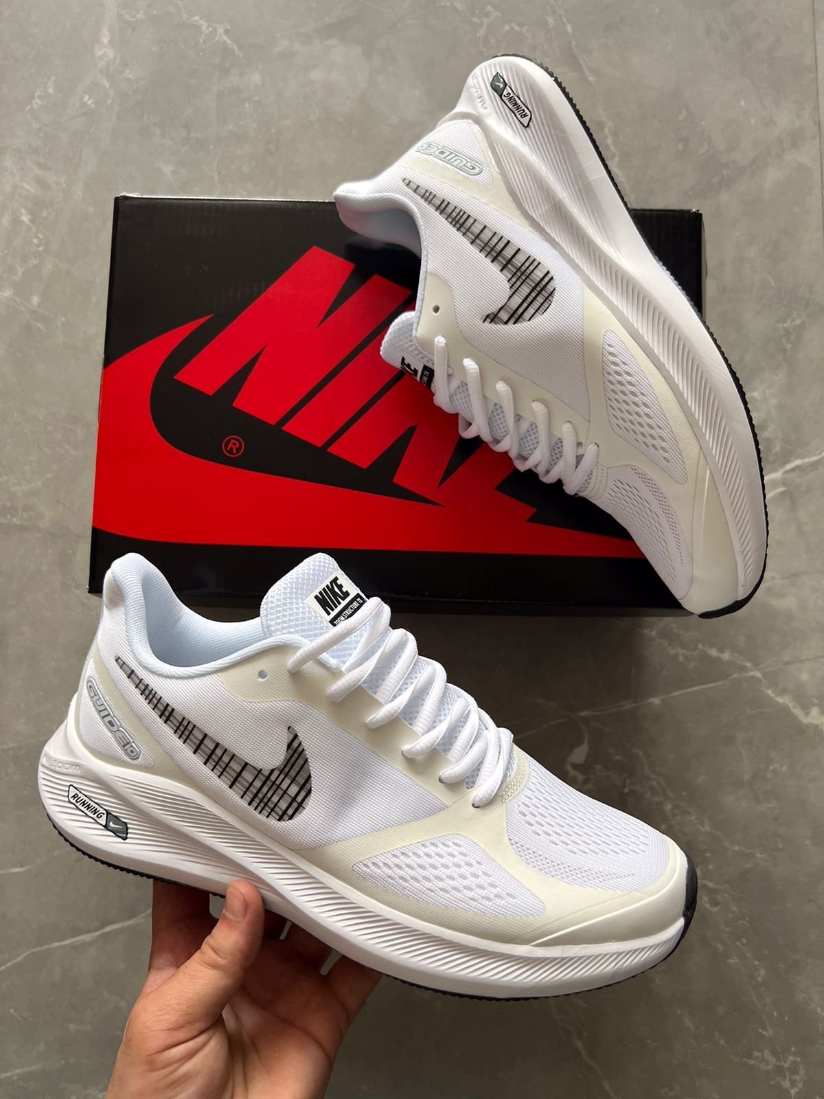 Men's Zoom 7x Glide White Sneakers