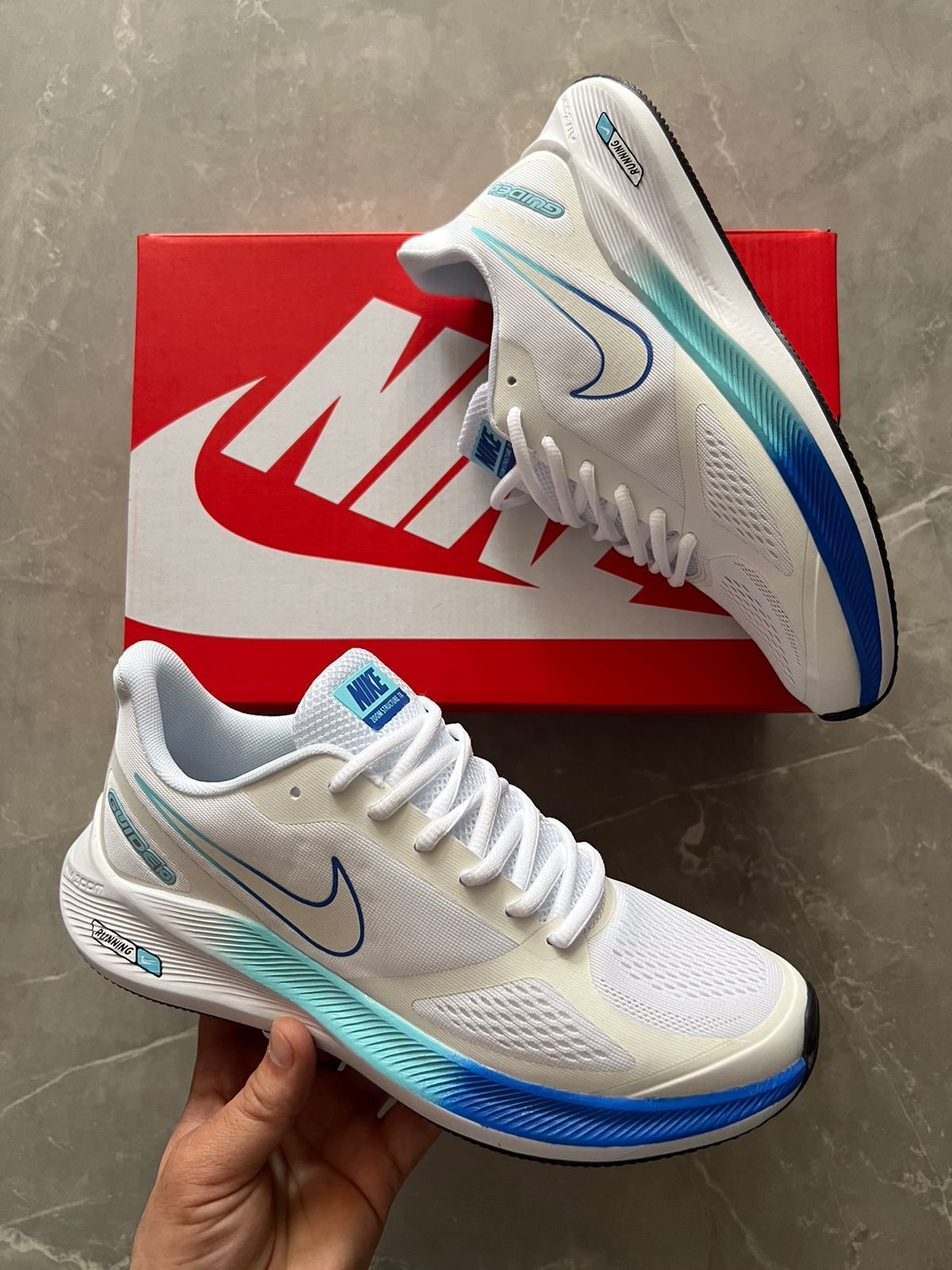 Men's Zoom 7x Glide White Sneakers