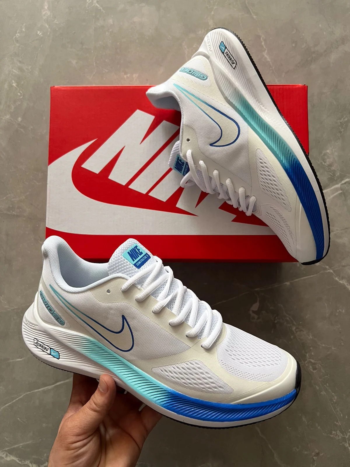 Men's Zoom 7x Glide White Sneakers