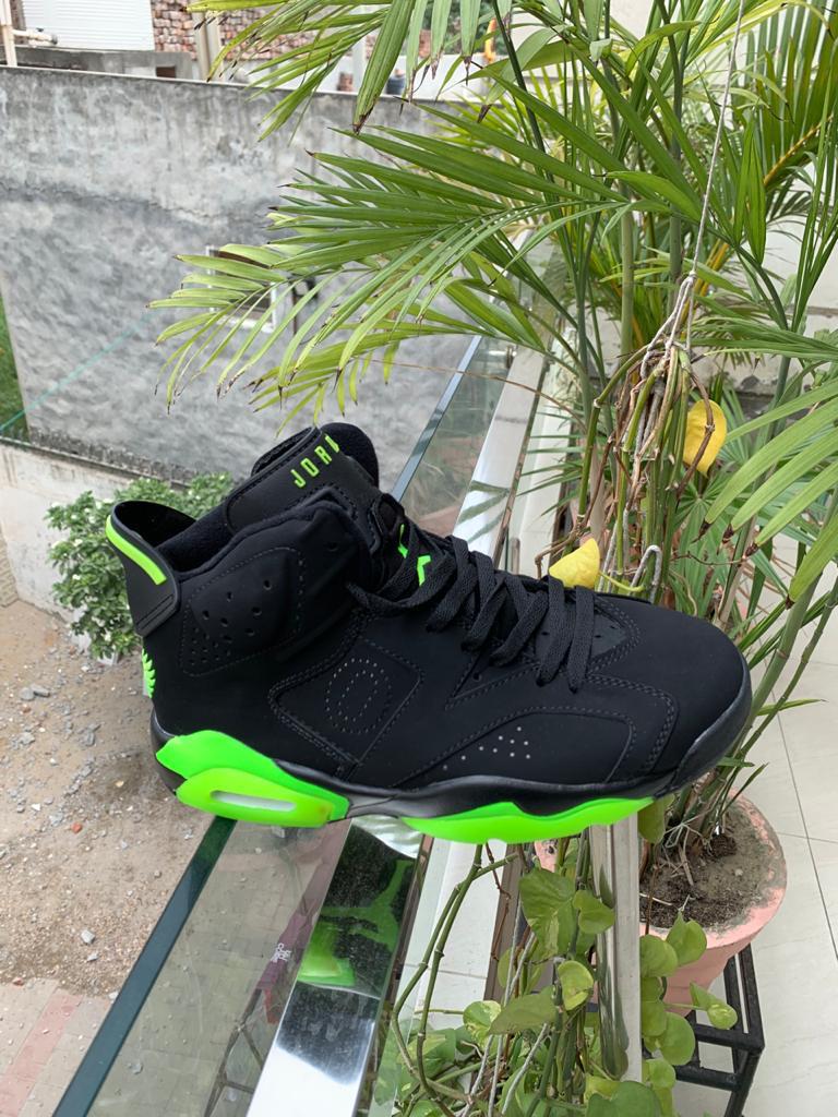 Retro Black Neon Sneakers Branded
