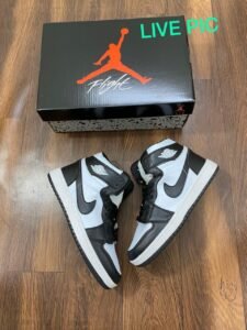 Retro One Og Sneakers Black White Edtn