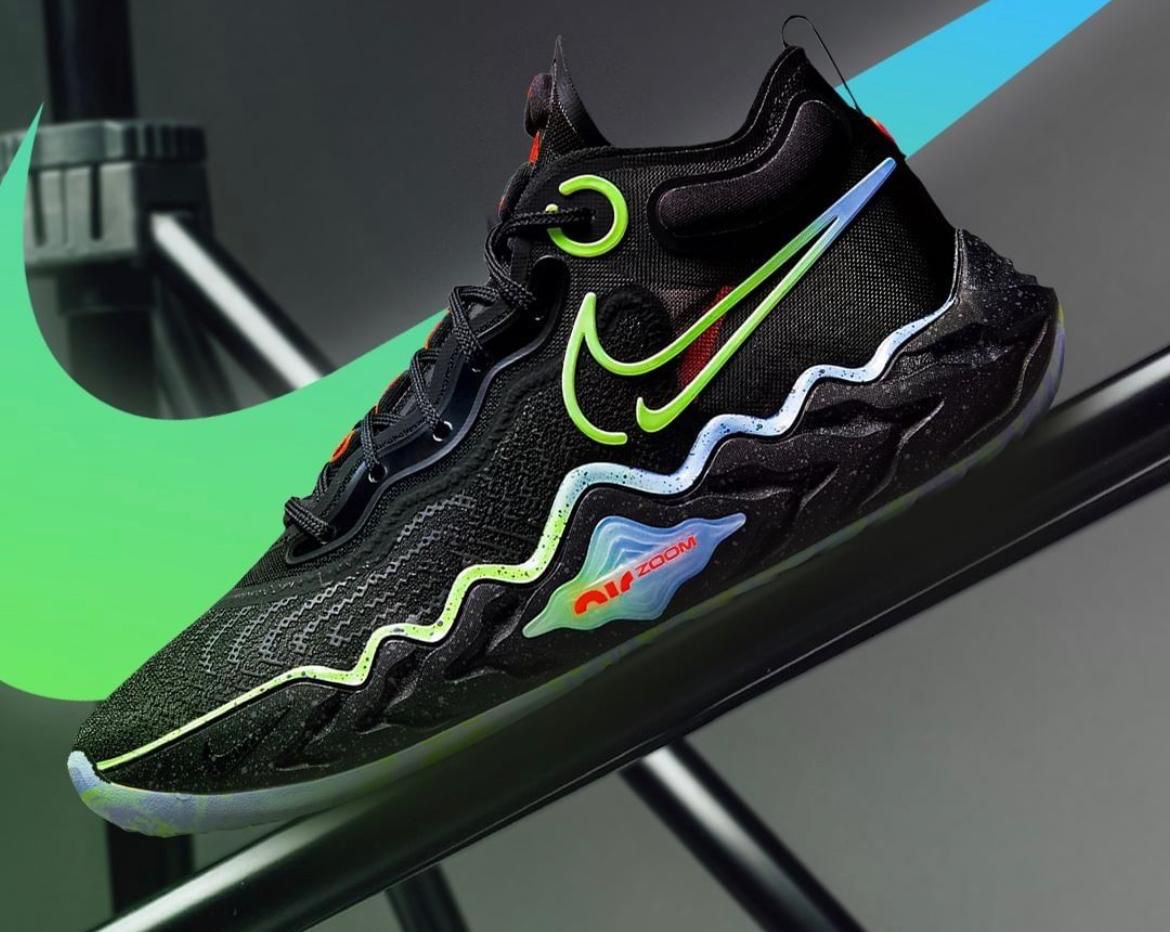 Black Green Ghost Sneaker By Zoom GT Run