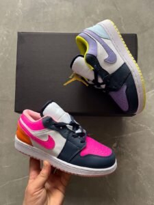 Low Se Mismatch Sneaker For Girls