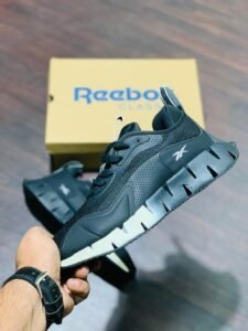 Shine Reebok Zig Dynamica Sneaker