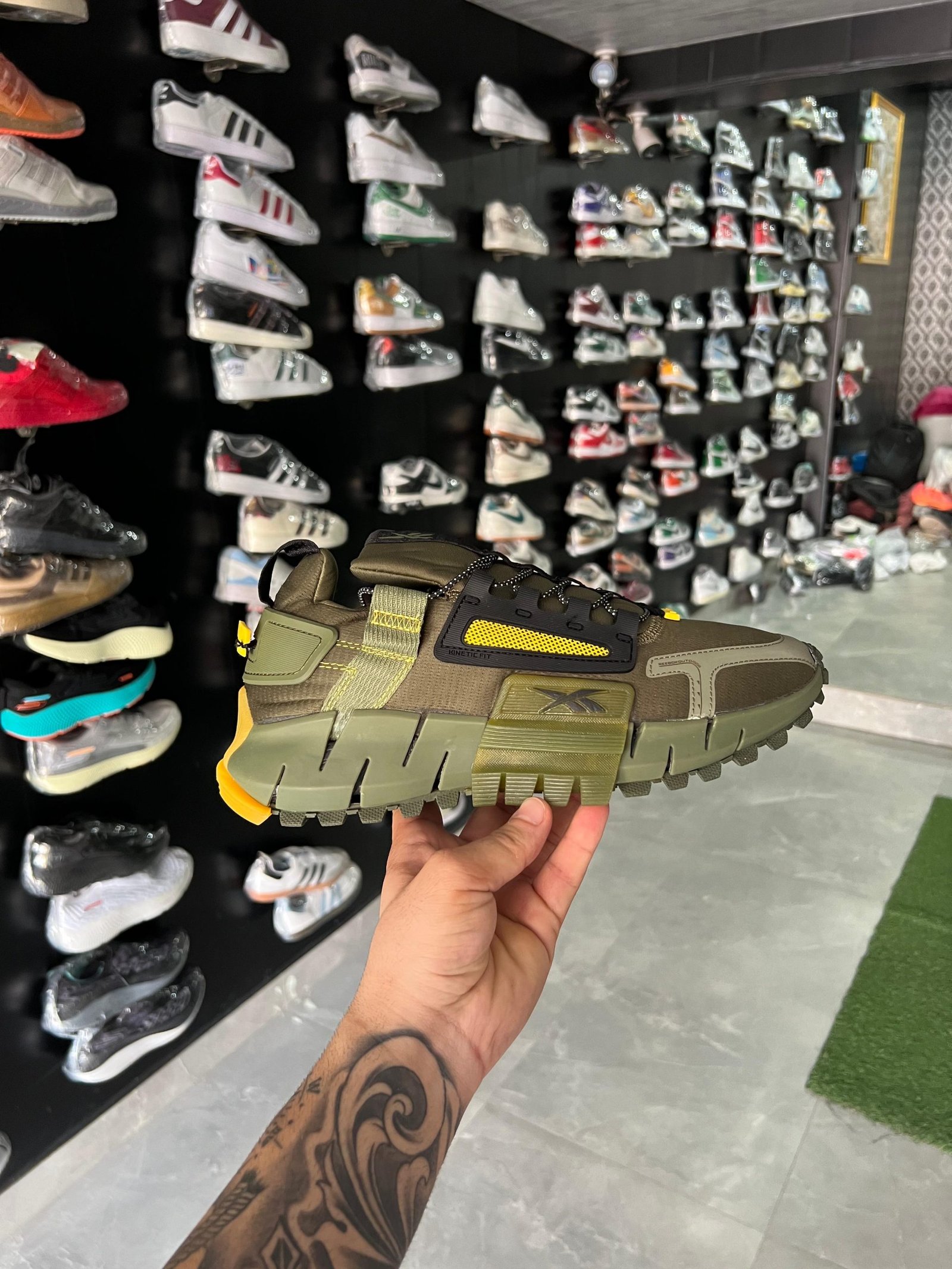 Olive Green Zig Kinetica Edge Sneakers