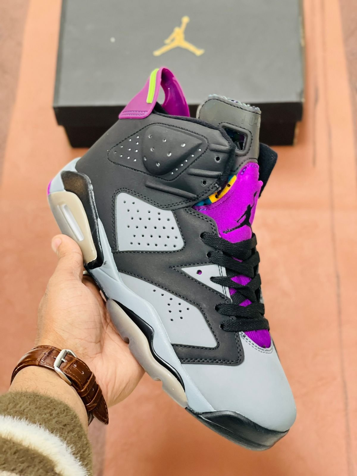 Retro 6 Bordeaux Sneakers In Stock