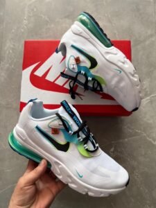 Airmax React Worldwide Sneakers