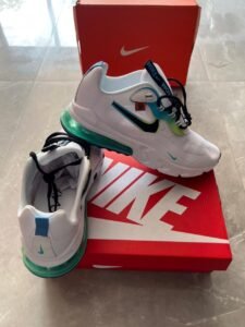 Airmax React Worldwide Sneakers