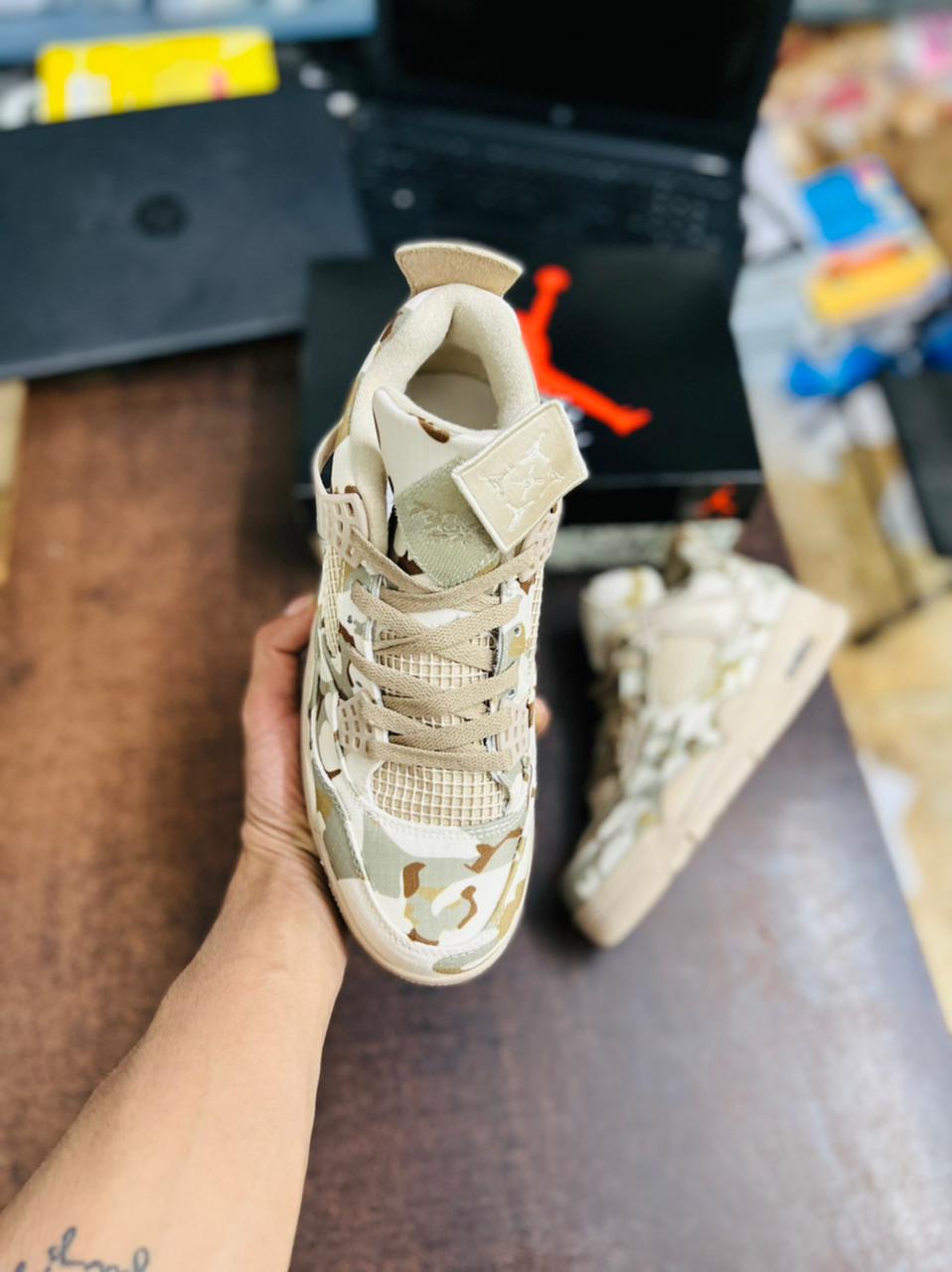 Rtro 4 Sneaker Aleal Veteran Day Edition