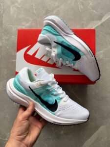 Imported Vomero Sneakers New Color