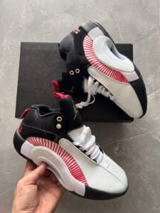 Premium Imported Sneakers 6 Colors