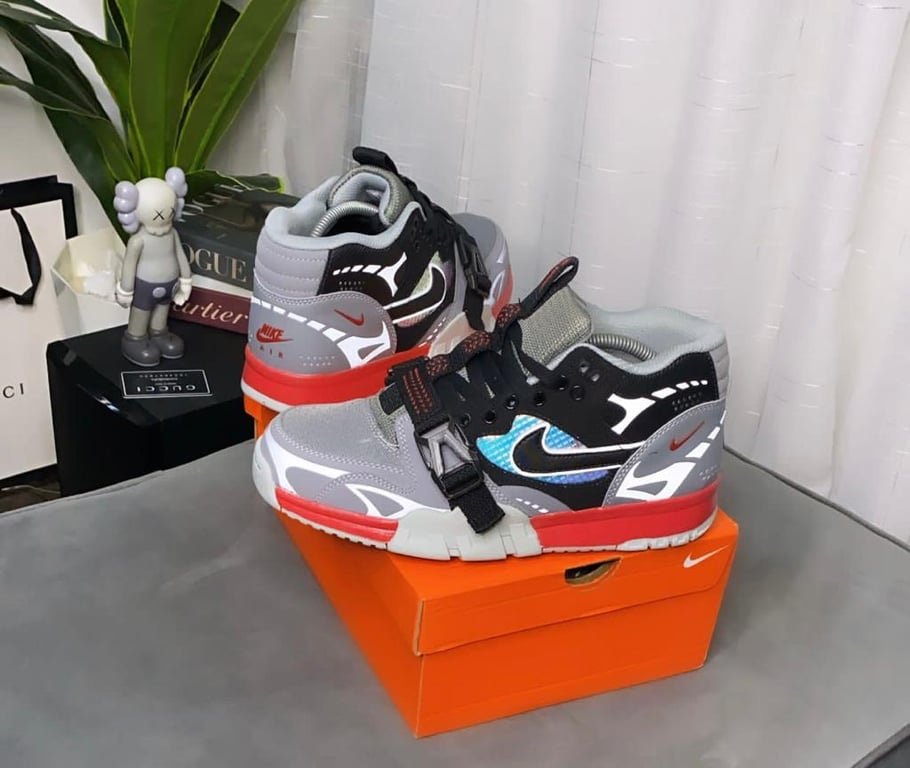 Men Trainer SP Glow In Dark Shoes