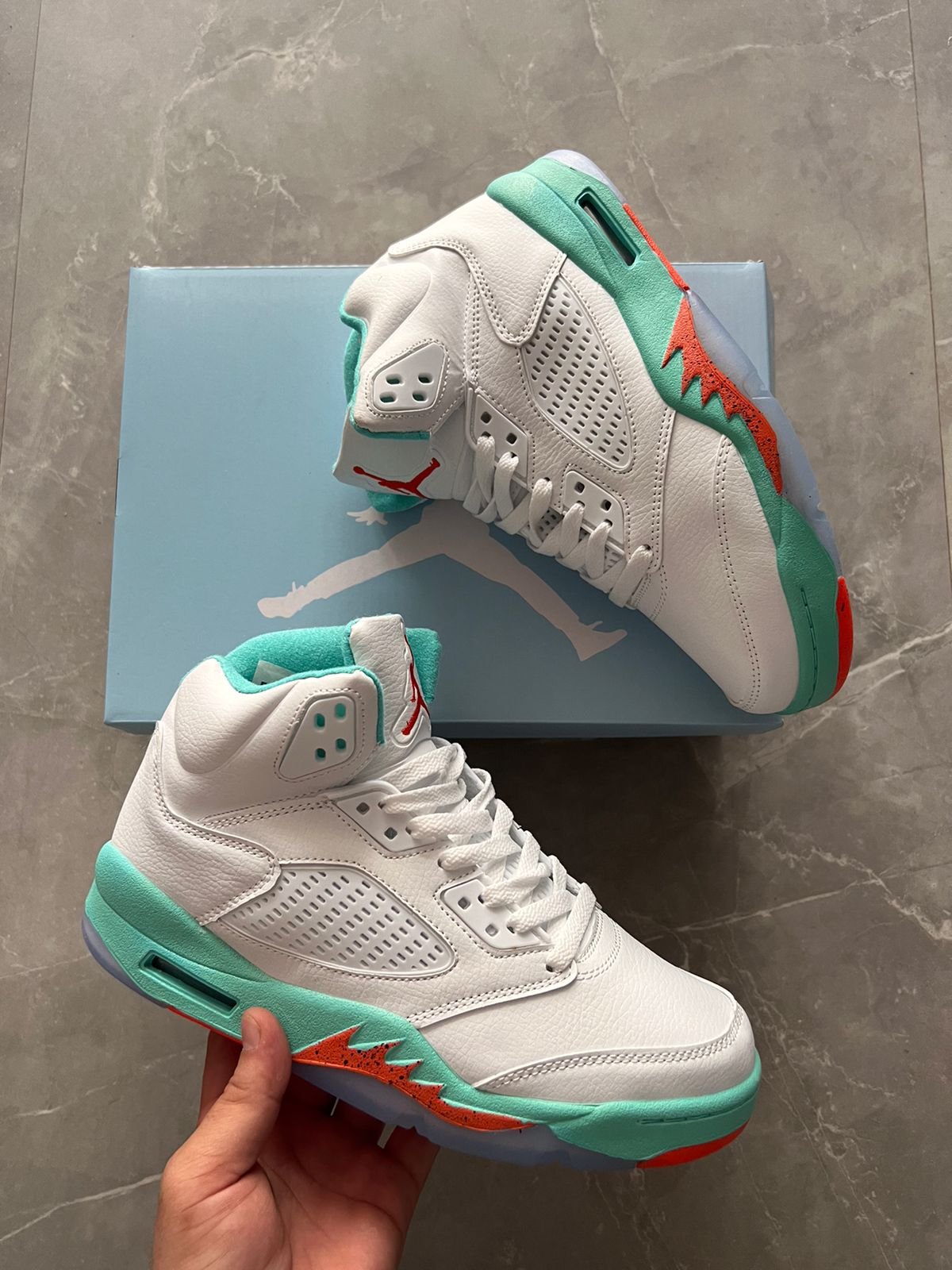 Latest Imported Retro Sneakers 4 Colors