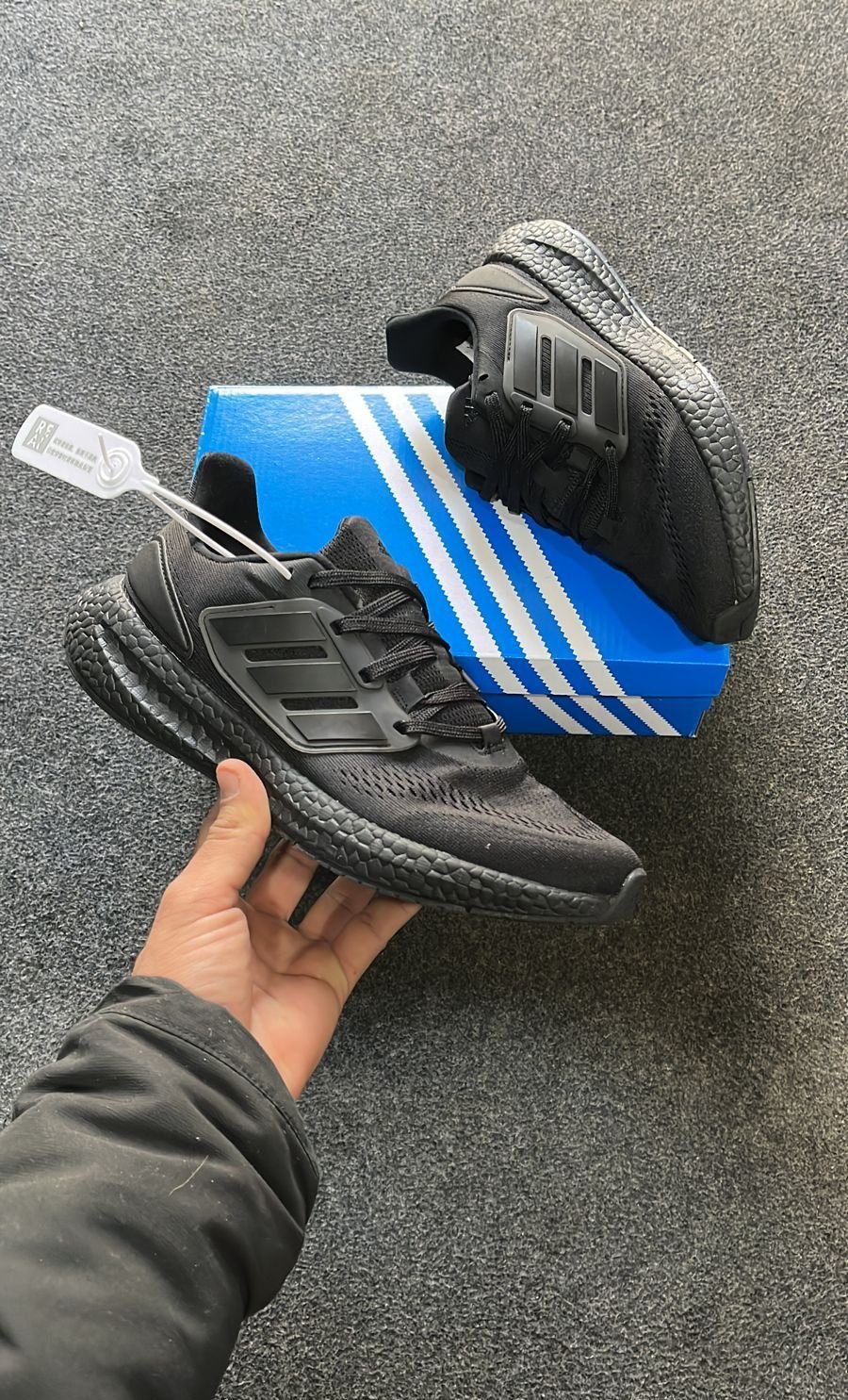 2023 Ultrabounce Sneakers