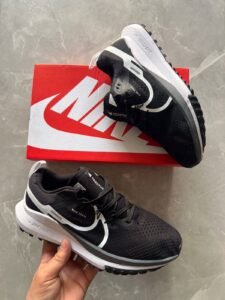 Men's Zoom Trial 4 Sneakers