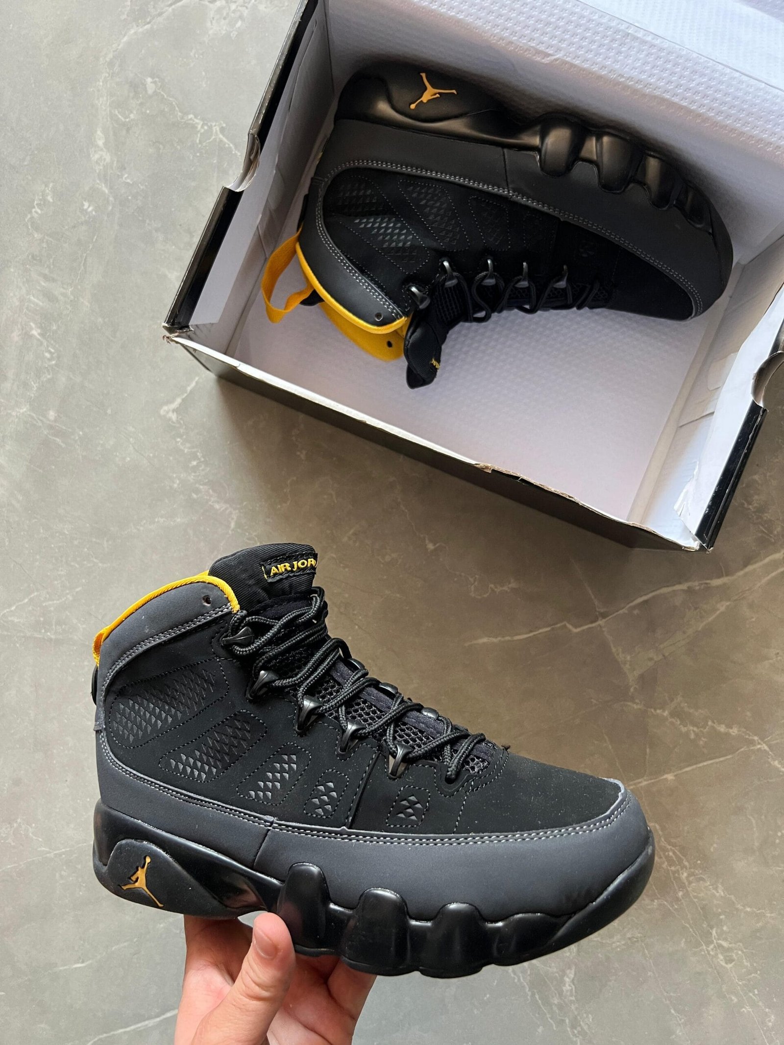 Retro 9 Particle Grey Sneakers 3 New Colors