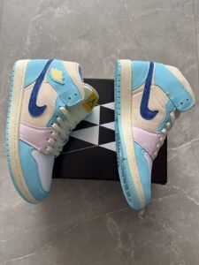 Retro Celestine Blue Full Leather