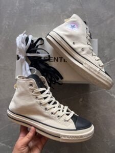 Assential Fog Chuck Sneakers