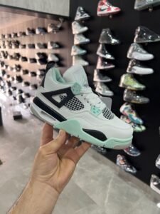 Retro 4 Cyan Oreo Shoes In Stock