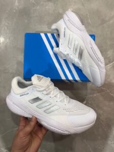Solar Glide 2023 Sneakers