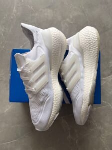 Ultraboost 2021 Sneakers Tripple White