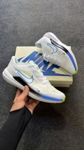 Zoom Winflow 23 Sneakers 3 Colors