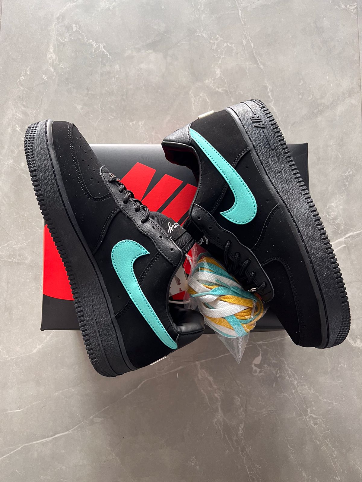 Airforce One Tiffany Sneakers For Boys