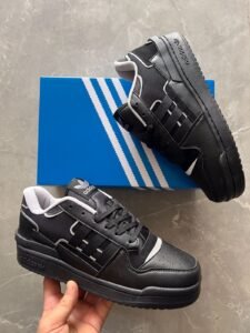 Forum Cloud 2023 Sneakers 2 Colors