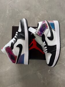 Retro One Mid Heat Reactive Sneakers