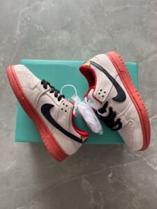 SB Dunk Low Pro Hennessy Sneakers For Girls