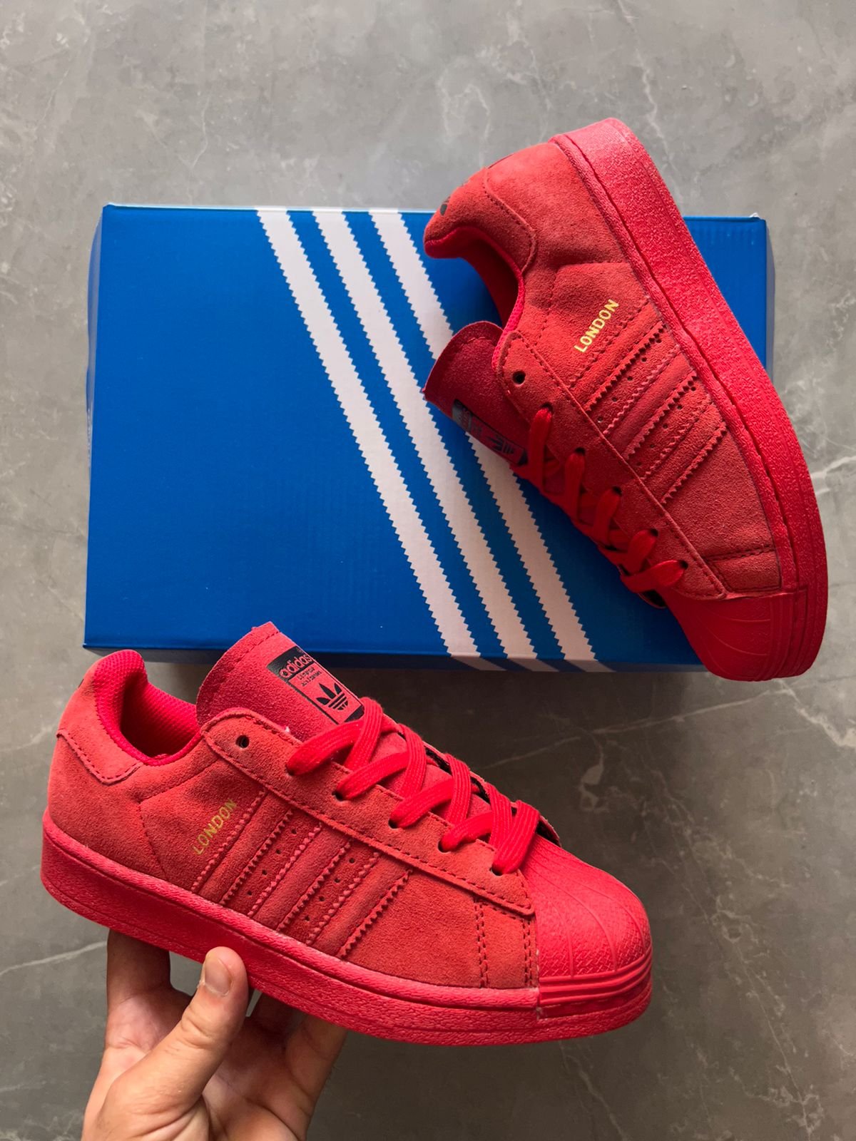 Superstar London Unisex Sneakers