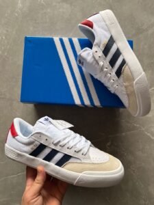Skateboarding Nora Sneakers For Boys