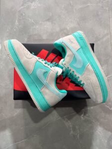 Airforce 1 X Tiffany Sneakers