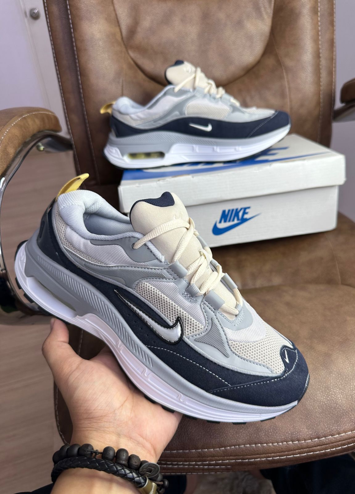 Airmax Bliss Sneakers In Stock