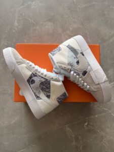 Blazer Mid Check Sneakers For Girls