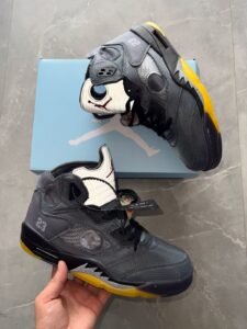 Retro 5 Off White Sneakers In Stock