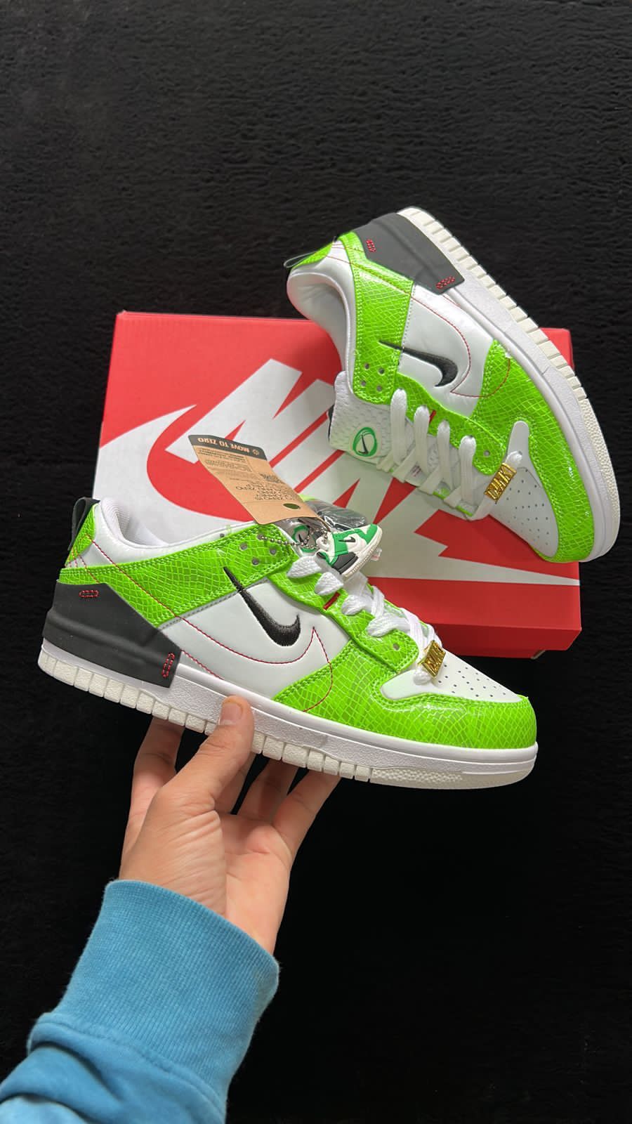 SB Dunk Low Disrupt 2 Green Sneakers