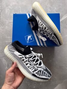 Yezzy V2 Compact Sneakers 4 Colors