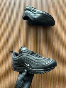 Airmax 97 Triple Black Sneakers Imported (1)