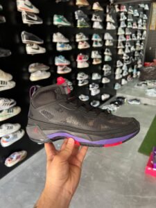 Retro 37 Sneakers In Stock 4 Colors
