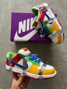 SB Dunk Low Sandy Sneakers On Sale