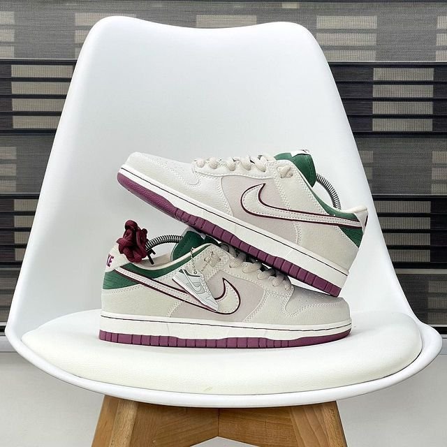 SB Dunk Low X Otomo Katsuhiro Shoes