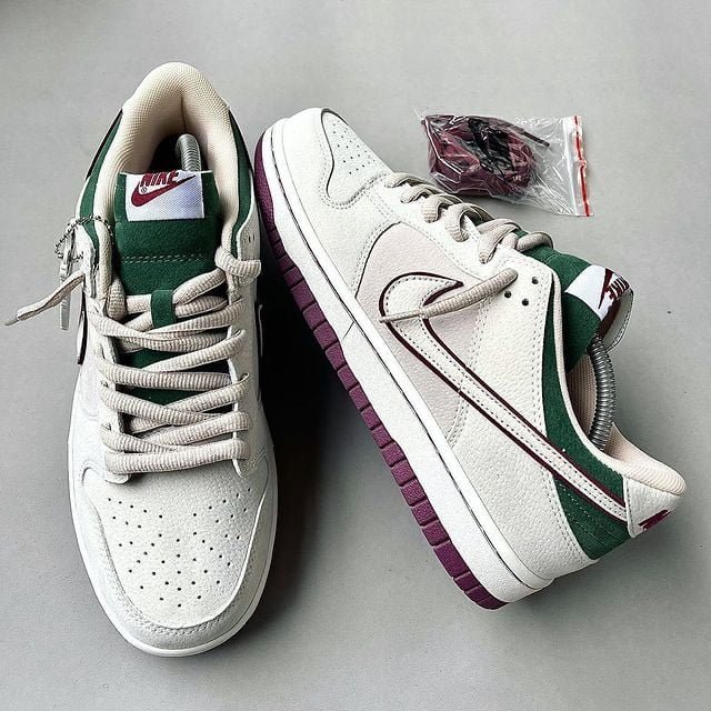 SB Dunk Low X Otomo Katsuhiro Shoes