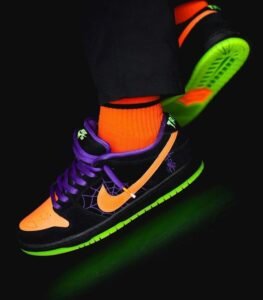 SB Dunk Night Of Mischief Spider Shoes