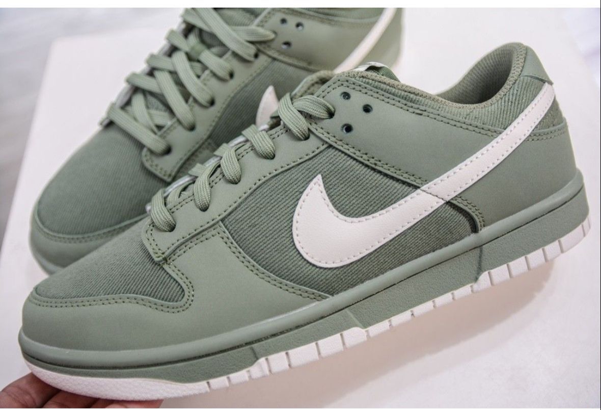 SB Dunk Oil Green Aura Shoes In Stock