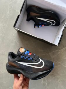 Zoom Fly 5 Black Sneakers 2 Colors