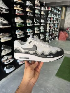 Airmax One Patta X Waves Sneakers