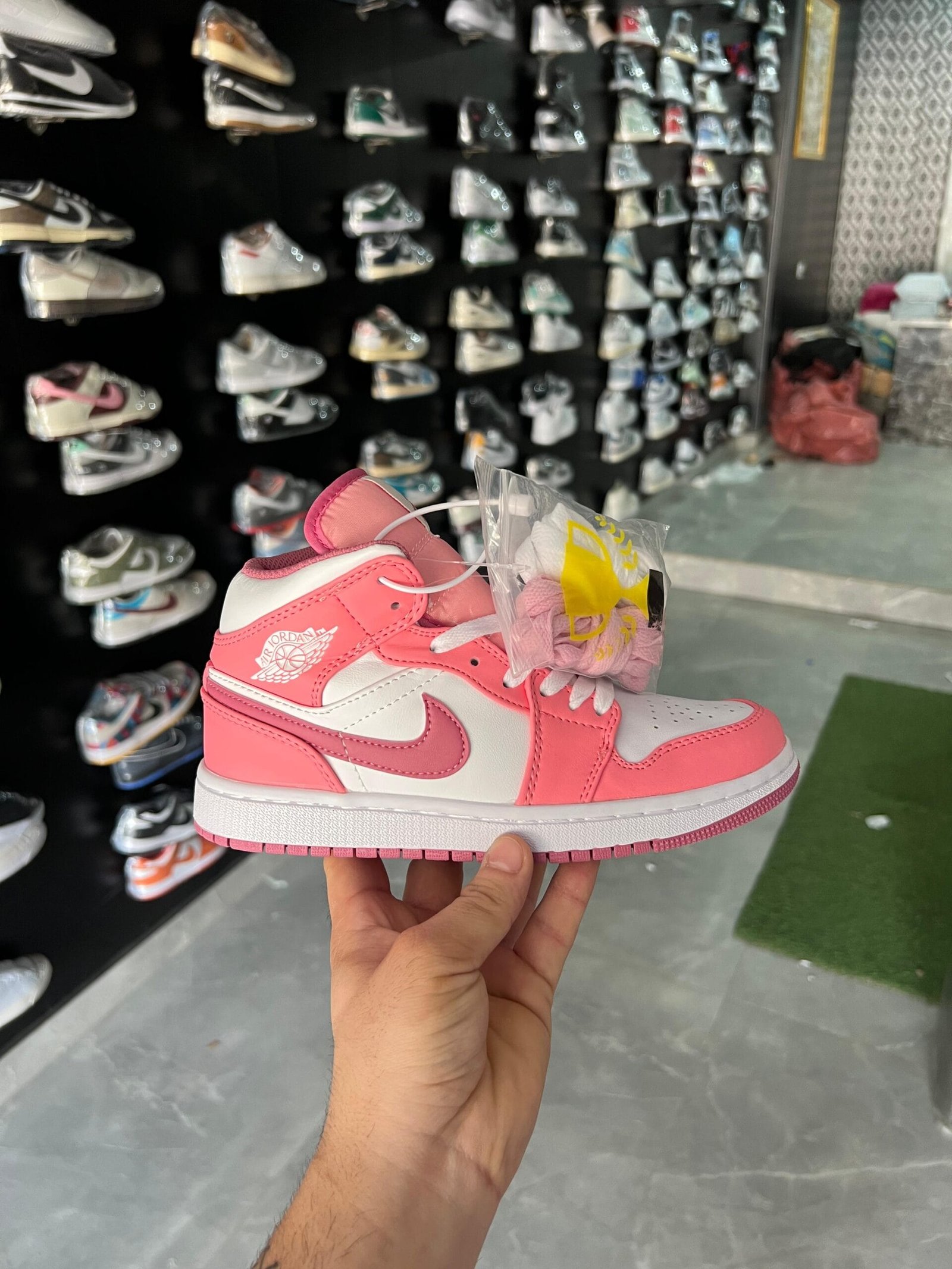 Desert Berry Retro One Sneakers For Girls